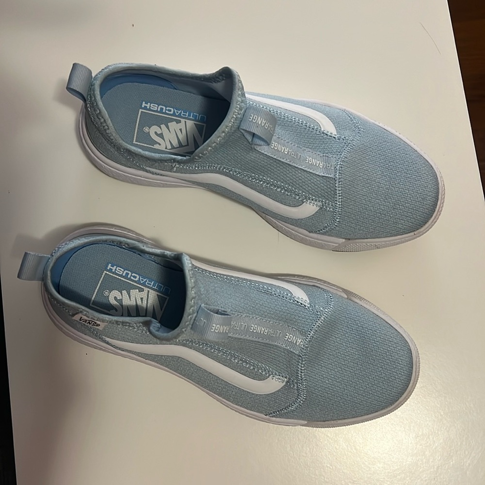 Vans ultracush slip on women’s tennis shoes